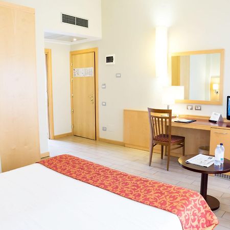 Mokinba Hotels Cristallo Milano Eksteriør bilde